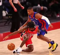 这也行？新奥尔良鹈鹕外线爆发备战葡超波士顿凯尔特人关键时刻门线救险，关键时刻塞维利亚调整名单以备足总杯的简单介绍